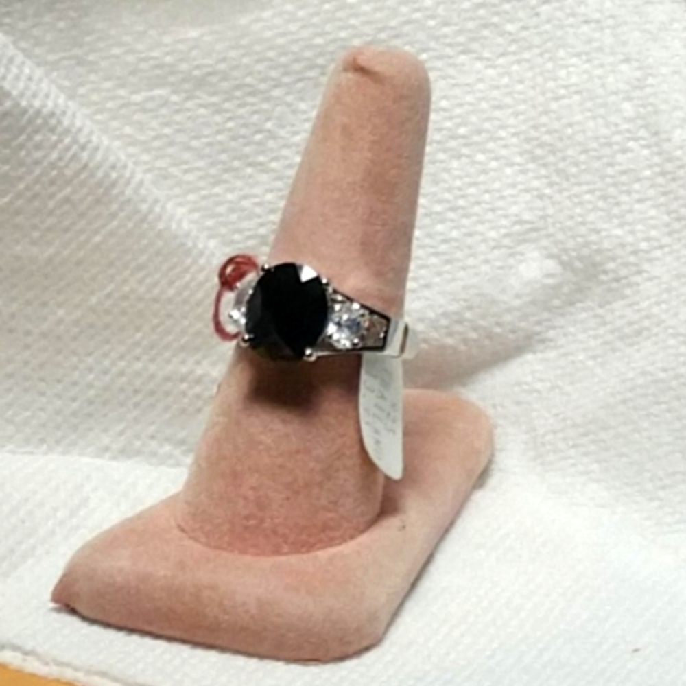 Sterling Silver 925 Black Onyx Stone Facet Cut Ridged Band Side Cut Hear…